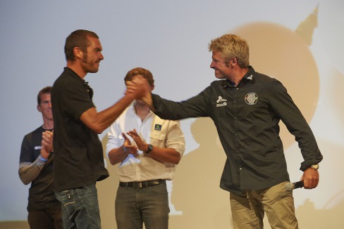 Remise des prix de la Solitaire du Figaro - Eric Bompard cachemi