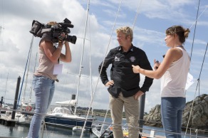 Bapteme du monocoque Imoca Groupe Queguiner-Leucemie Espoir - skipper : Yann Elies - Roscoff le 05/07/2015