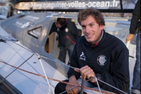 Ambiance avant le depart du monocoque Imoca Groupe Queguiner-Leucemie Espoir (Skipper : Yann Elies) avant le depart de la Transat Jacques Vabre 2015 - Le Havre le 25/10/2015