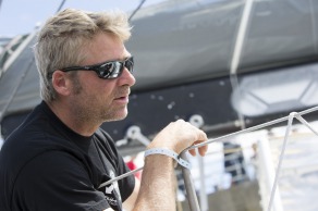 Yann Elies, skipper du monocoque Imoca Queguiner-Leucemie Espoir en demonstration d helitreuillage avec la Marine Nationale - Fetes Maritimes Internationales de Brest 2016 le 14/07/2016