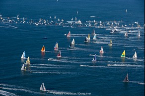 Yann Elies, skipper de l Imoca Queguiner-Leucemie Espoir lors du depart du Vendee Globe 2016 - Les Sables d'Olonne le 06/11/2016