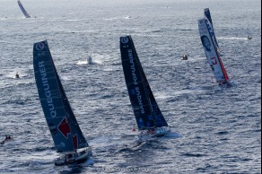 Yann Elies, skipper de l Imoca Queguiner-Leucemie Espoir lors du depart du Vendee Globe 2016 - Les Sables d'Olonne le 06/11/2016