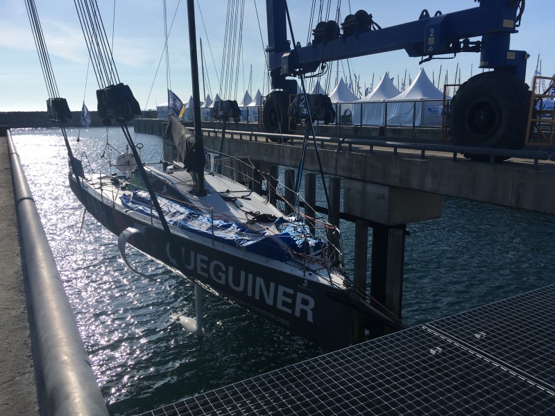 Re-mise à l'eau du Figaro Bénéteau 3 Groupe Quéguiner - Kayak