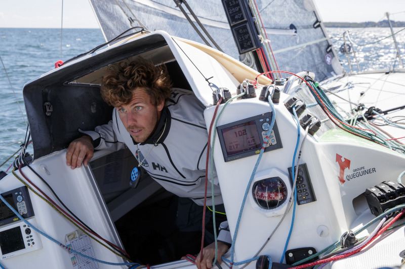 Tanguy Le Turquais et Corentin Douguet a bord du Figaro Quéguiner - Innoveo