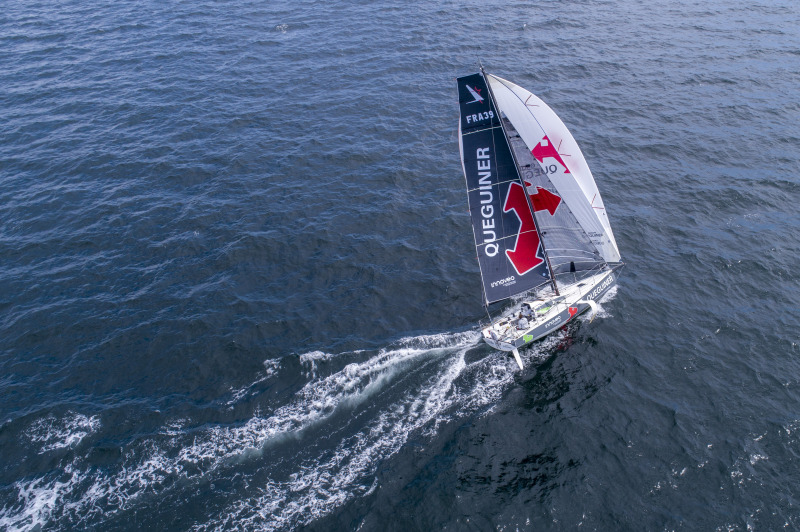 Tanguy Le Turquais et Corentin Douguet a bord du Figaro Quéguiner - Innoveo