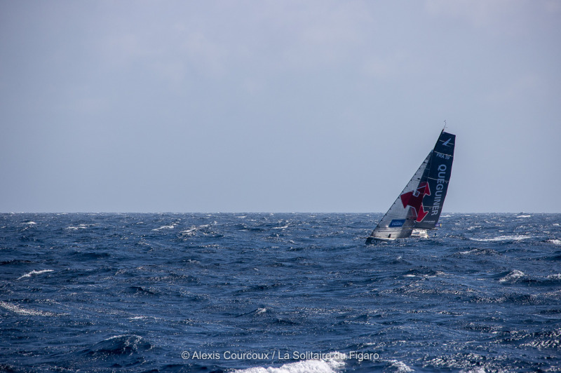 Tanguy Le Turquais, skipper du Figaro Queguiner-Innoveo, lors de la 1ere étape de la Solitaire du Figaro 2021 entre Saint Nazaire et Lorient - en mer le 24/08/2021